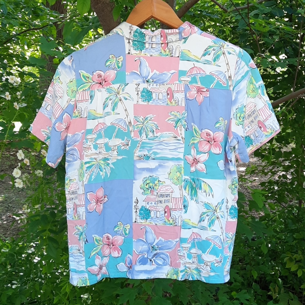 Alfred Dunner Pastel Beach scene Button up shirt - Picture 6 of 6